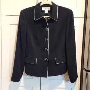 Jones New York Suit Black White Trim Size 6 Casual Corner Women's Blazers
